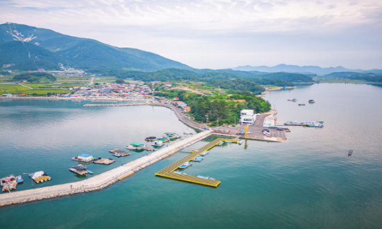 2019년 하동군 중평항 전경