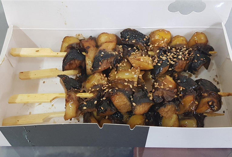 “해녀들이 갓 잡은 맛있는 뿔소라 맛보러 오세요!”